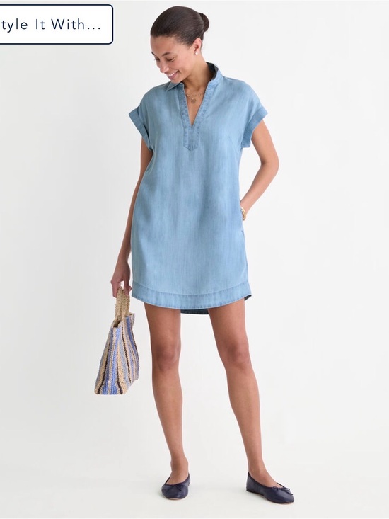 Vineyard Vines Dresses & Skirts - Vineyard Vines Blue and White Chevron Shirt Dress